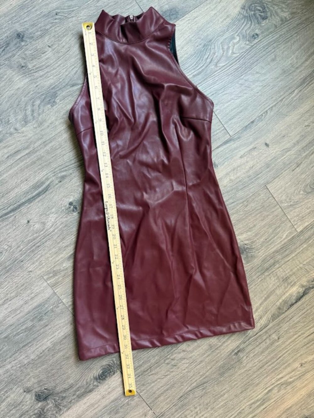 COMMENSE Faux Leather Mock Neck Mini Dress Burgundy Size Small